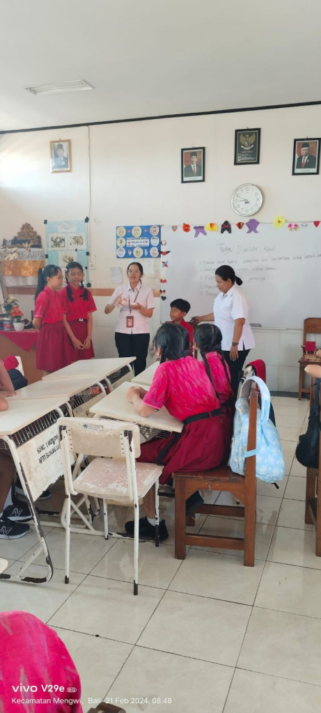 PEMBINAAN UKS DAN DOKTER KECIL DI SD NO 1 MUNGGU